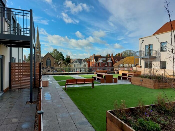 2 Bedroom Flat To Rent In Brightwells Yard, Old Market Place, Farnham, GU9