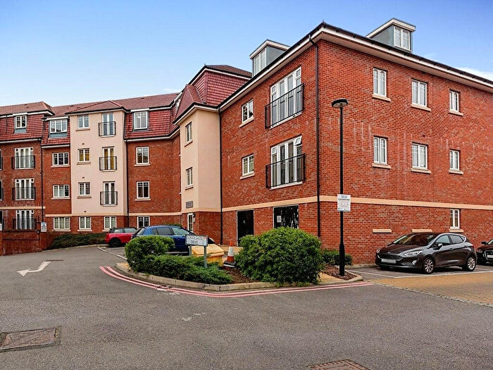 1 Bedroom Apartment To Rent In Cluster House, Schoolgate Drive, Morden, Surrey, SM4