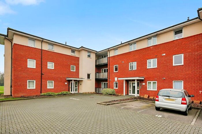 2 Bedroom Flat For Sale In Medici Close, Ilford, IG3
