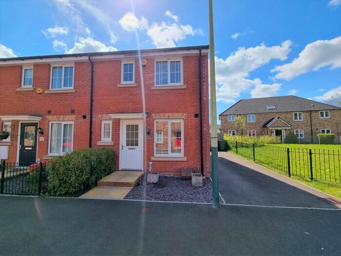 3 Bedroom Terraced House To Rent In Waun Draw, Caerphilly, CF83
