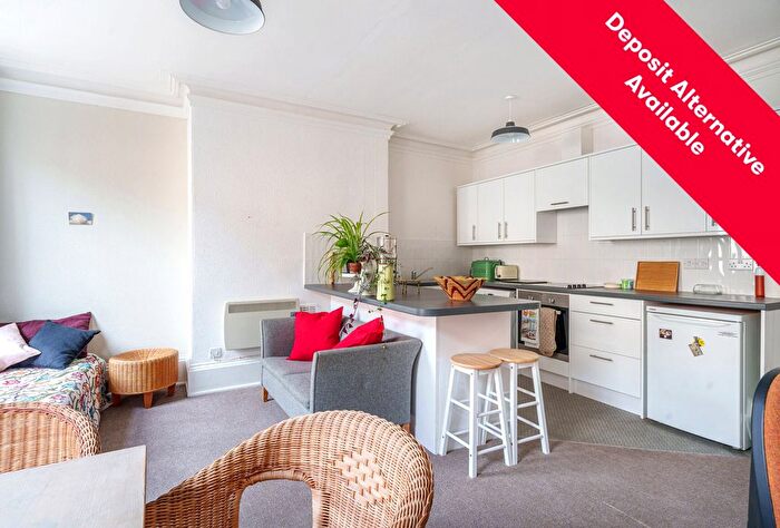 1 Bedroom Flat To Rent In King Street, Stroud, Gloucestershire, GL5