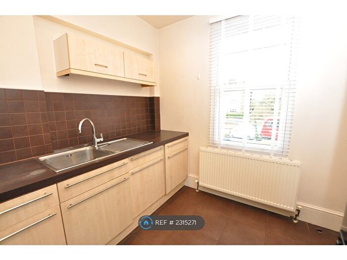 1 Bedroom Flat To Rent In Great North Road, London, N6