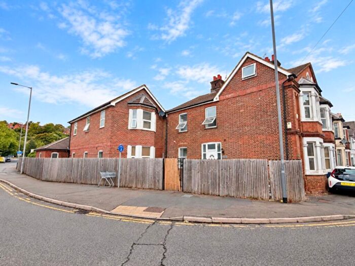 Studio To Rent In Hughenden Road, HP13