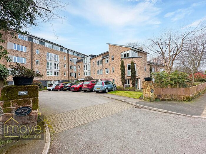2 Bedroom Flat For Sale In Vale Road, Woolton, L25