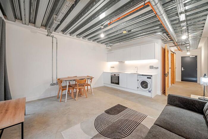 1 Bedroom Flat To Rent In Happy Walk, Leeds, LS9