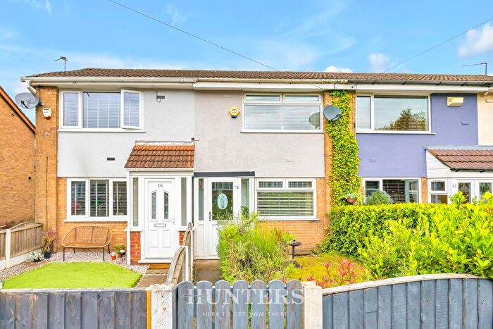 2 Bedroom Terraced House For Sale In Oxford Drive, Middleton, M24