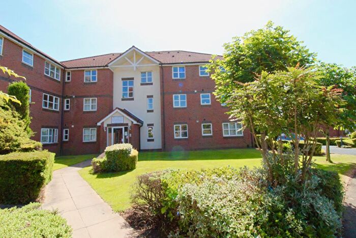 2 Bedroom Flat To Rent In Navigation Loop, Stone, Staffordshire, ST15