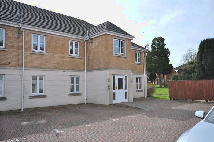 2 Bedroom Flat To Rent In Winton Road, Swindon, SN3