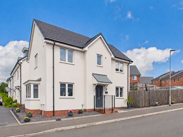3 Bedroom Detached House For Sale In Saffron Rise, Lydney, GL15