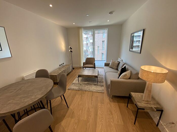 2 Bedroom Flat To Rent In West Timber Yard, Hurst Street, Birmingham, B5