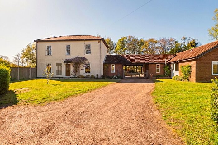 5 Bedroom Detached House For Sale In Marsh Road, The Common, Limpenhoe, Norwich, NR13