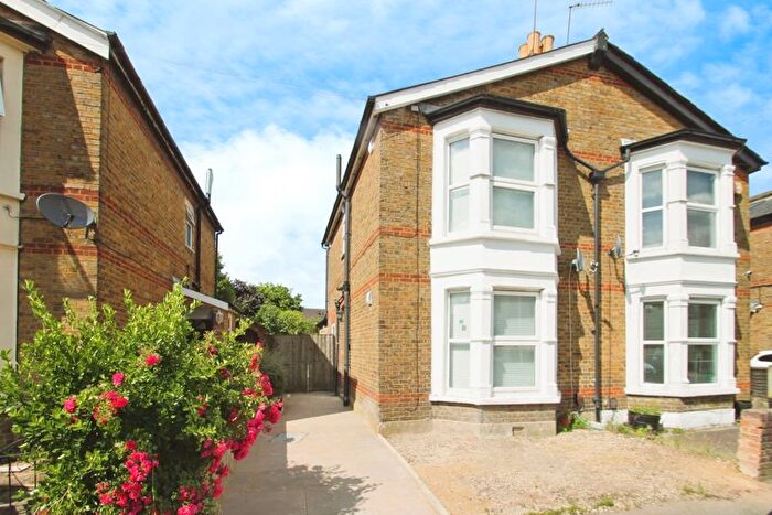 3 Bedroom Semi-Detached House To Rent In Tachbrook Road, Uxbridge, Middlesex, UB8