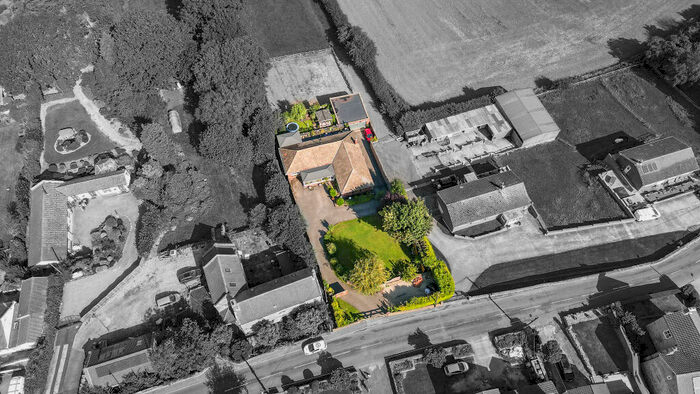 4 Bedroom Detached House For Sale In Greaves Sike Lane, Rotherham, S66