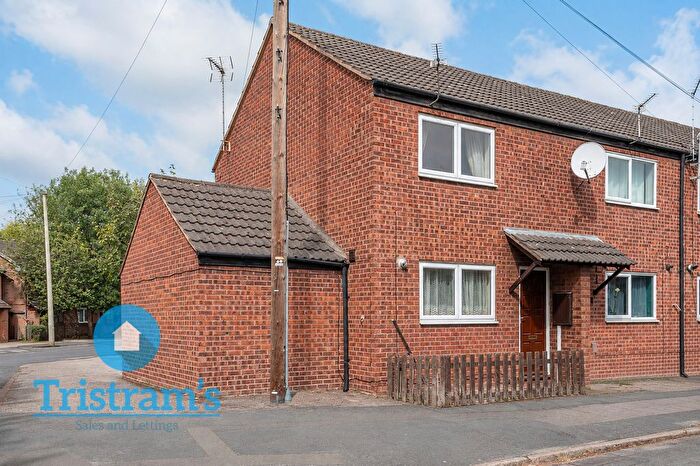 2 Bedroom End Terrace House For Sale In Montpelier Road, Dunkirk, NG7