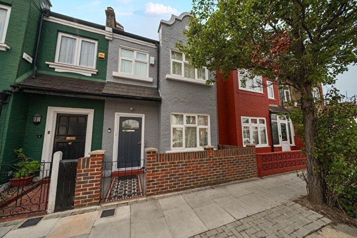 3 Bedroom Terraced House For Sale In Gatton Road, London, SW17