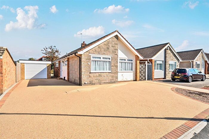 2 Bedroom Bungalow For Sale In Egremont Road, Bearsted, Maidstone, ME15