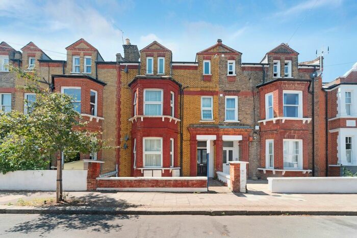 1 Bedroom Flat To Rent In Mexfield Road, East Putney, London, SW15