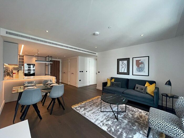 2 Bedroom Flat To Rent In Fountain Park Way, London, W12