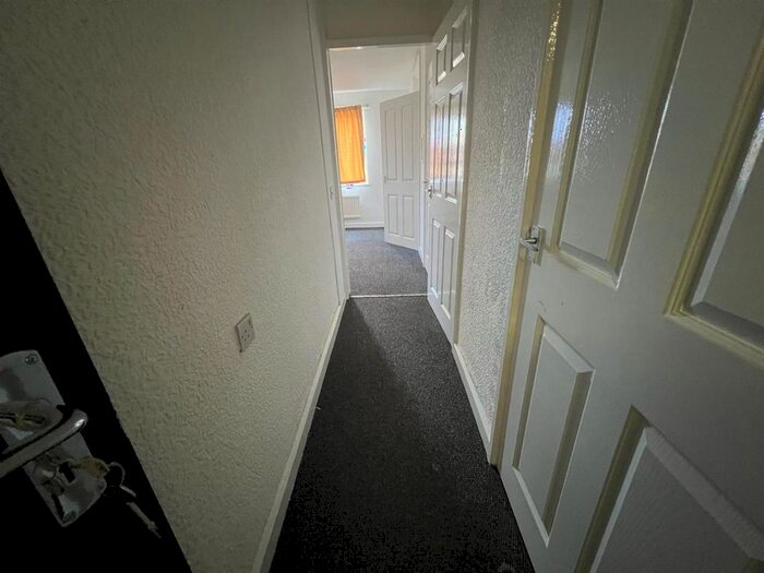 Studio To Rent In Barlow House, North Street, South Kirkby, Pontefract, WF9