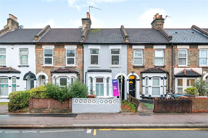 4 Bedroom Terraced House For Sale In Cann Hall Road, London, E11