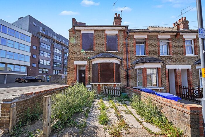 4 Bedroom End Terrace House For Sale In Sherwood Road, South Harrow, Harrow, HA2