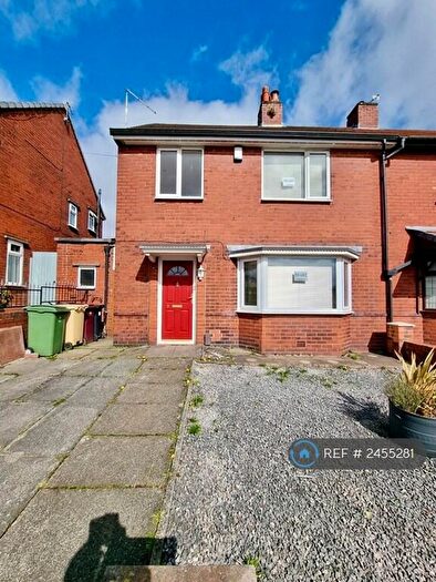3 Bedroom Semi-Detached House To Rent In Highland Road, Horwich, Bolton, BL6