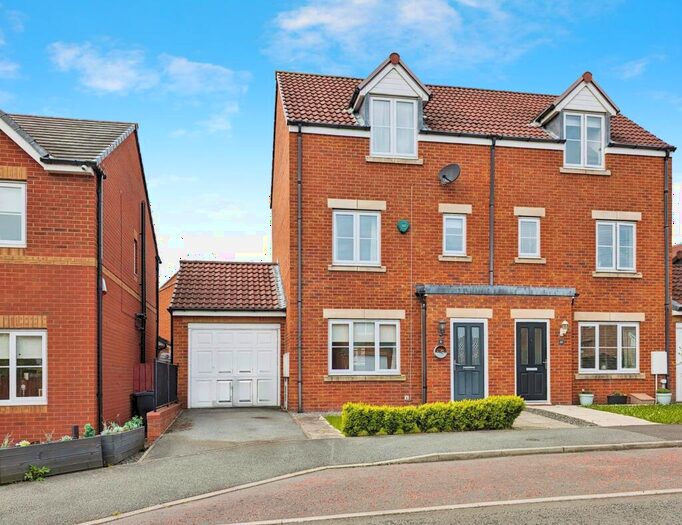 3 Bedroom Semi-Detached House To Rent In Walton Gardens, Wallsend, Tyne And Wear, NE28