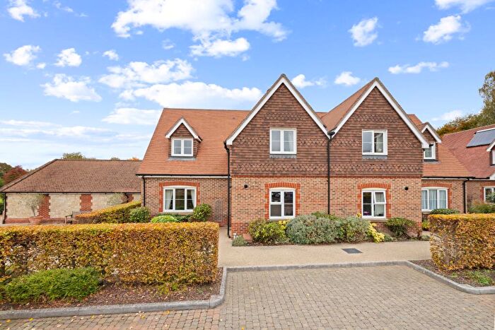 3 Bedroom Retirement Property For Sale In King George's Drive, Bramshott Place, Liphook, Hampshire, GU30