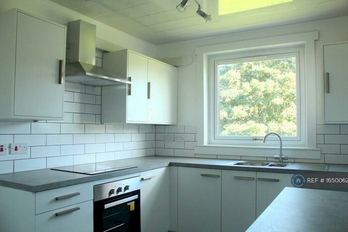 2 Bedroom Flat To Rent In Dee Gardens, Dundee, DD2