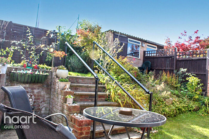 1 Bedroom Bungalow For Sale In Powell Close, Guildford, GU2