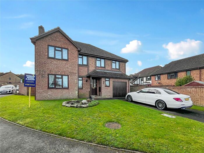 4 Bedroom Detached House For Sale In Wheatfields, Lords Wood, ME5