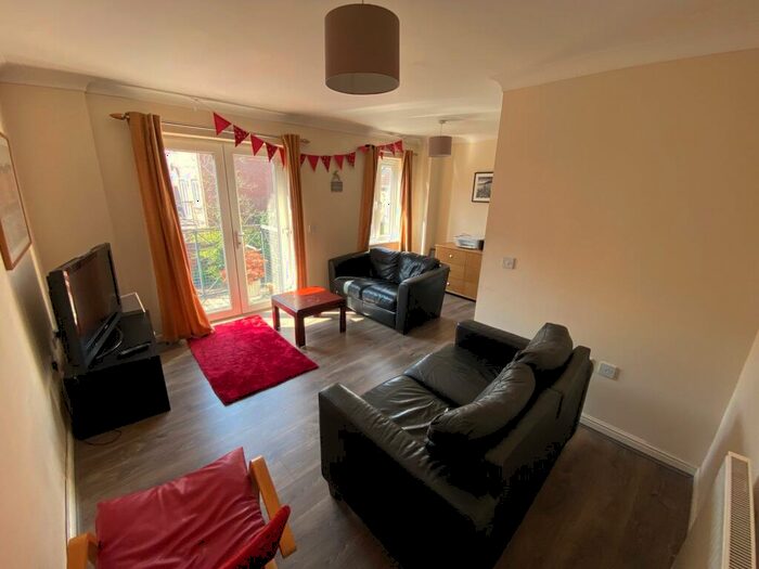 4 Bedroom Town House To Rent In Drayton Road, Norwich, Norwich, NR3