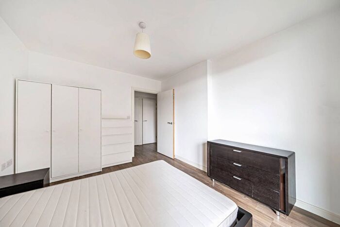 1 Bedroom Flat For Sale In Cable Walk, Greenwich, London, SE10