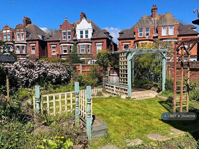 2 Bedroom Flat To Rent In Kingsnorth Gardens, Folkestone, CT20