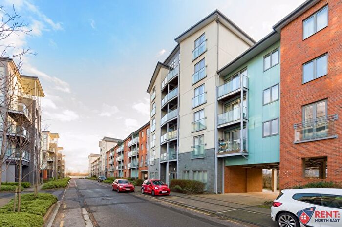 2 Bedroom Flat To Rent In Worsdell Drive, Gateshead, NE8