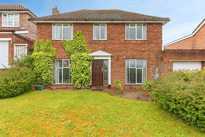 4 Bedroom Detached House For Sale In Highfield Road, Chipping Sodbury, Bristol, BS37