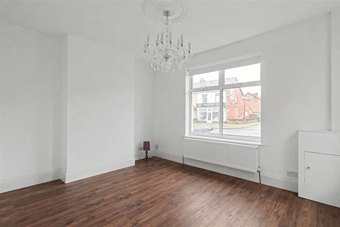 4 Bedroom End Terrace House To Rent In Queens Road, Beeston, Nottingham, NG9