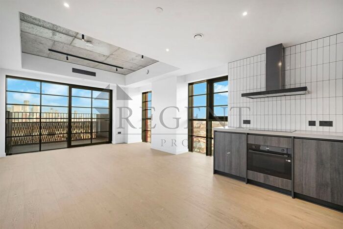 1 Bedroom Flat To Rent In The Founding, Canada Water, SE16