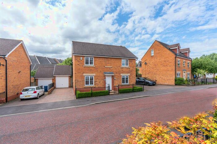 4 Bedroom Detached House To Rent In Chipchase Mews, Great Park, NE3