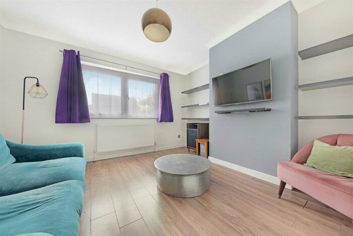 1 Bedroom Flat To Rent In Godley Vc House, Digby Street, London, E2
