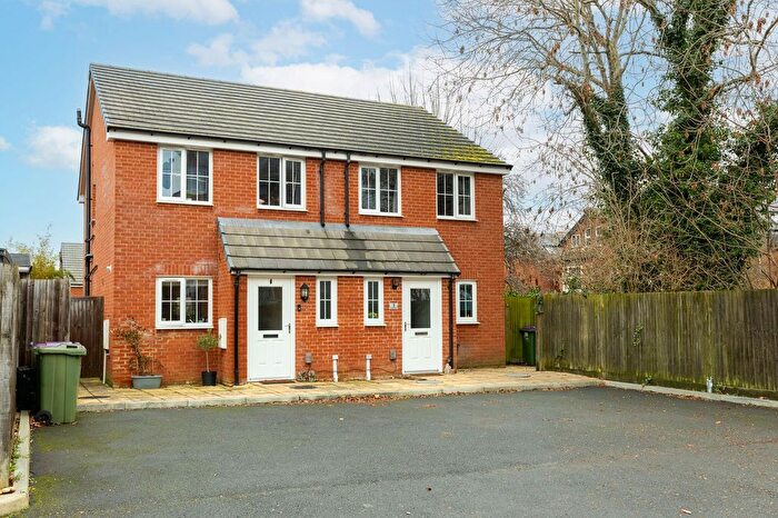 2 Bedroom Semi Detached House For Sale In Ravenlea Road, Folkestone, CT20