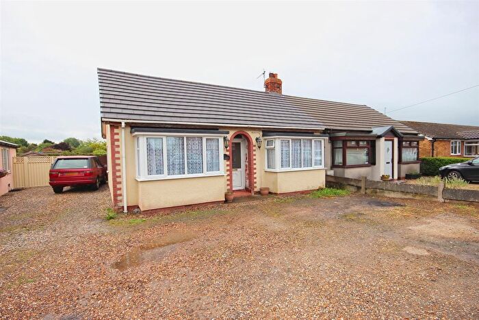 2 Bedroom Semi-Detached Bungalow For Sale In Langthorpe Road, New Ellerby, HU11
