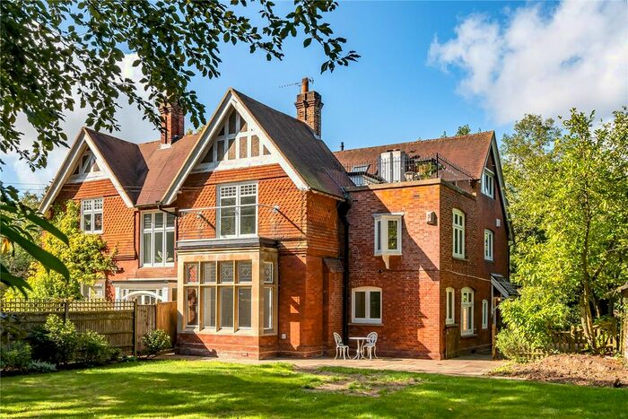4 Bedroom Semi-Detached House To Rent In Langton Road, Langton Green, Tunbridge Wells, Kent, TN3