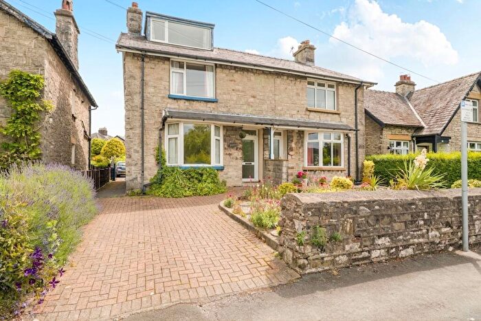 3 Bedroom Semi-Detached House For Sale In Natland Road, Kendal, LA9