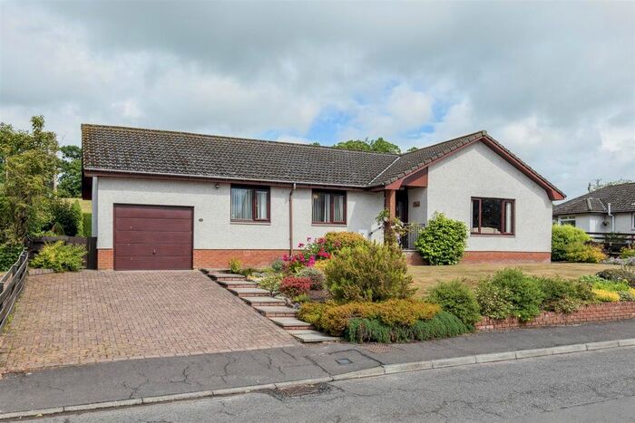 3 Bedroom Detached Bungalow For Sale In Strathview Place, Methven, PH1