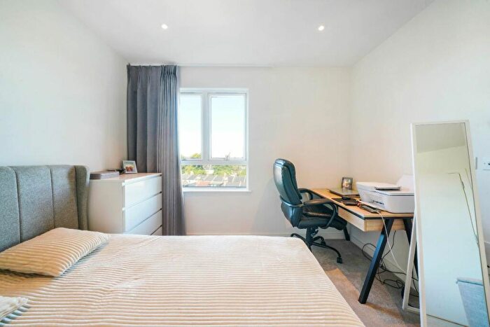 1 Bedroom Apartment For Sale In Flat, Azure House, Brook Road, London, N8