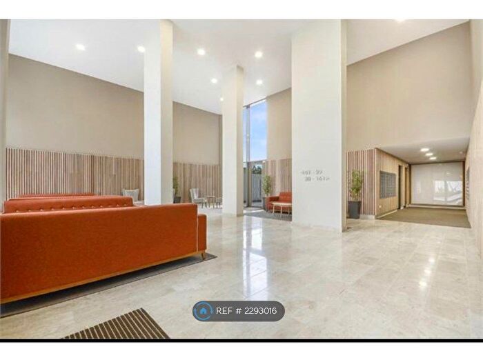 2 Bedroom Flat To Rent In Vita Apartments, Croydon, CR0