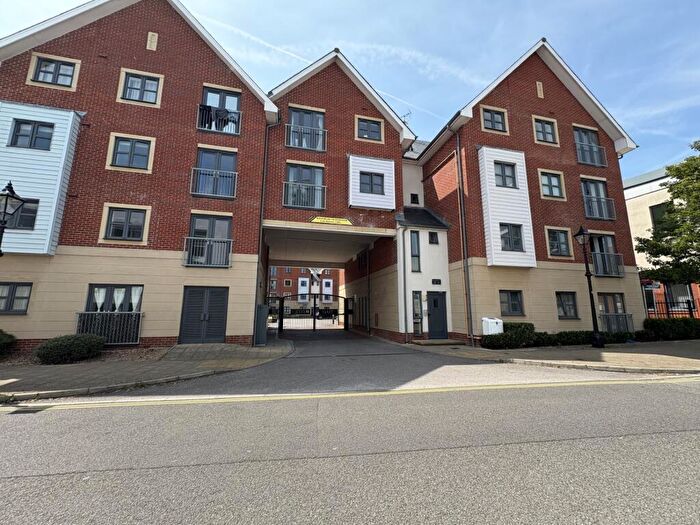 2 Bedroom Flat For Sale In St James Street, Landport, Portsmouth, PO1