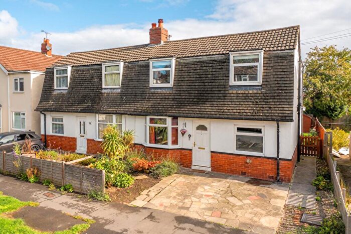 3 Bedroom Semi Detached House For Sale In Crab Lane, Harrogate, HG1