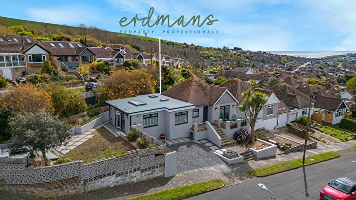 3 Bedroom Detached House For Sale In Hempstead Road, Saltdean, BN2